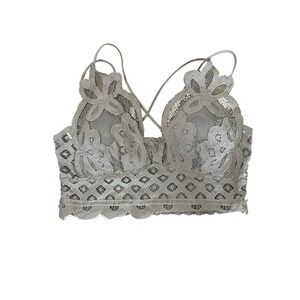 Zenana Floral Lace Bralette Taupe Grey Scalloped‎ V-Neck Strappy Back Size M